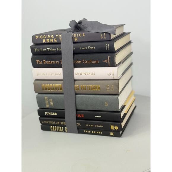 black book collection , black book stack, black and grey and white vintage books - Picture 4 of 10